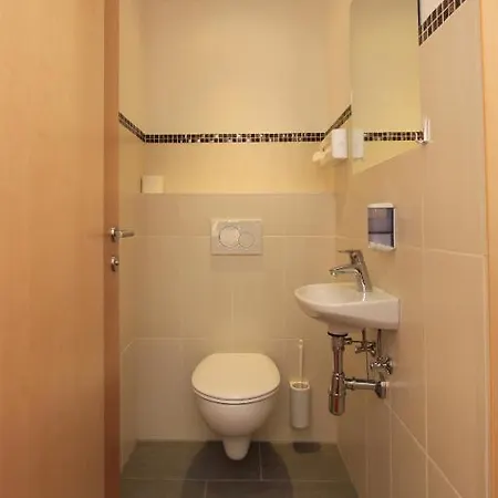 בית הארחה Haus Stefanie 3*