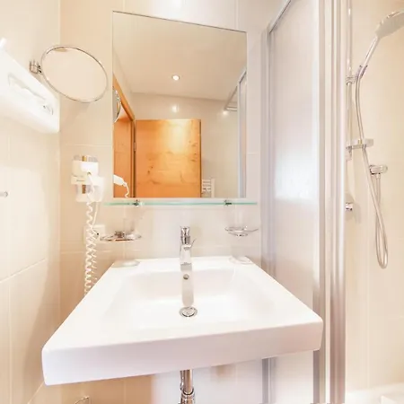 Haus Stefanie Pensjonat 3*
