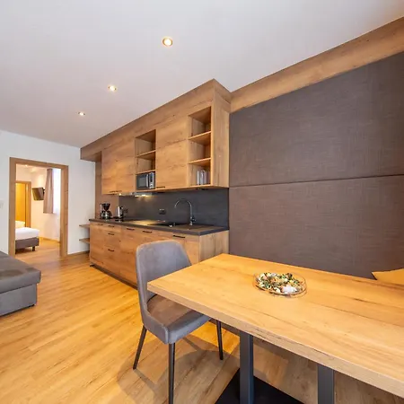 Haus Stefanie Гостевой дом Зёльден